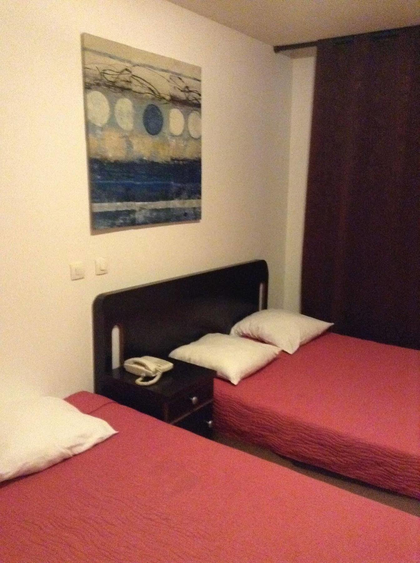 Hotel Belle ฟงแตนโบล ภายนอก รูปภาพ